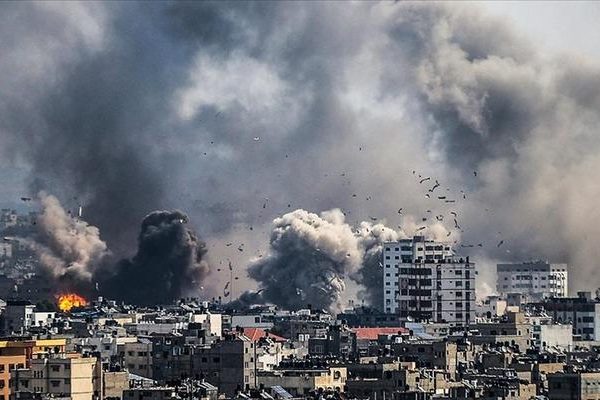 İsrail'in Gazze'deki mülteci kampına saldırısı: 20 ölü
