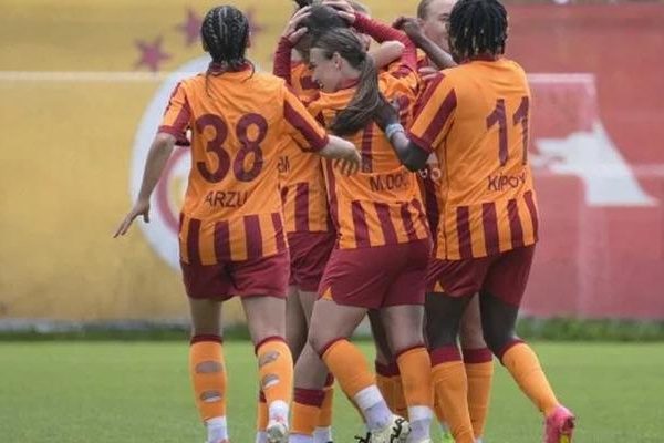 Kadınlar Futbol Süper Ligi'nde şampiyon Galatasaray!