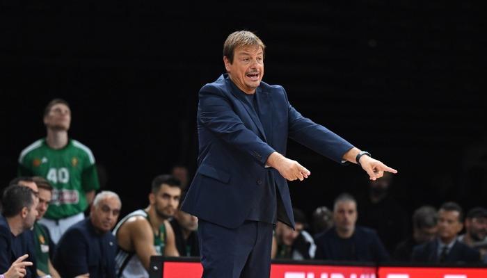 Ergin Ataman’dan EuroLeague mağlubiyetinin ardından hakem yönetimine sert tepki! ”İlk kez gördüm”