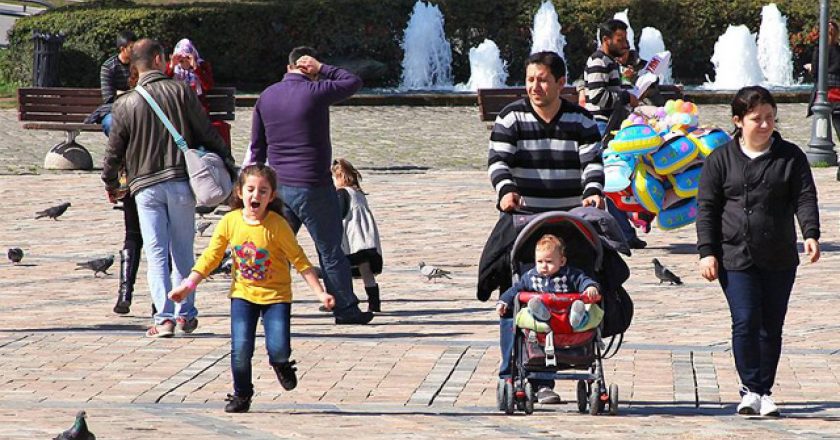 Ülkenin iç ve batı bölgelerinde hava sıcaklıkları artıyor