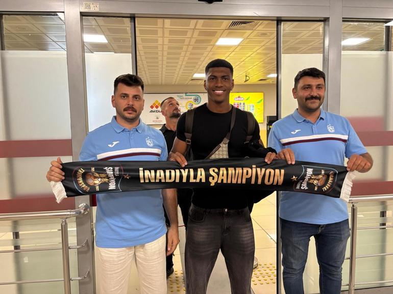 Trabzonspor Felipe Augusto'nun yeni transferi Trabzon'a geldi