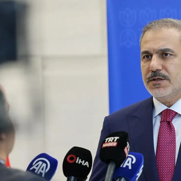 Hakan Fidan’dan ‘Suriye’ açıklaması: ‘Önümüzdeki 3-4 saat içerisinde…’ – Son Dakika Siyaset Haberleri