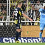 Fenerbahçe-Alanyaspor maçındaki kararları beIN Sport trio ekibi yorumladı! Fenerbahçe-Alanyaspor maçının hakemi Cihan Aydın için ne dediler? beIN Trio ekibinden çok konuşulacak yorum… “2 penaltı verilmeliydi”