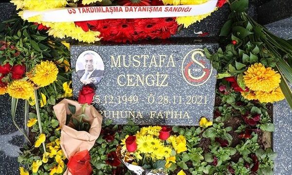 Mustafa Cengiz, mezarı başında yad edildi.