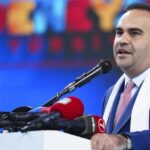 Bakan Kacır: Artık bambaşka Türkiye var, göklerde İHA, uzayda uydu