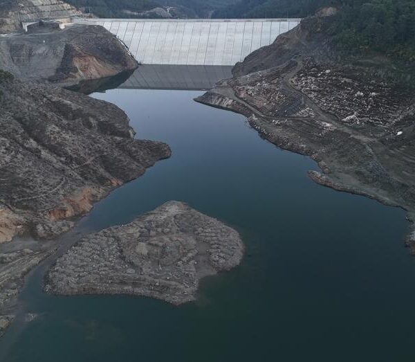 Hatay’da alarm zilleri çalıyor: Baraj suyu yüzde 6’ya geriledi!