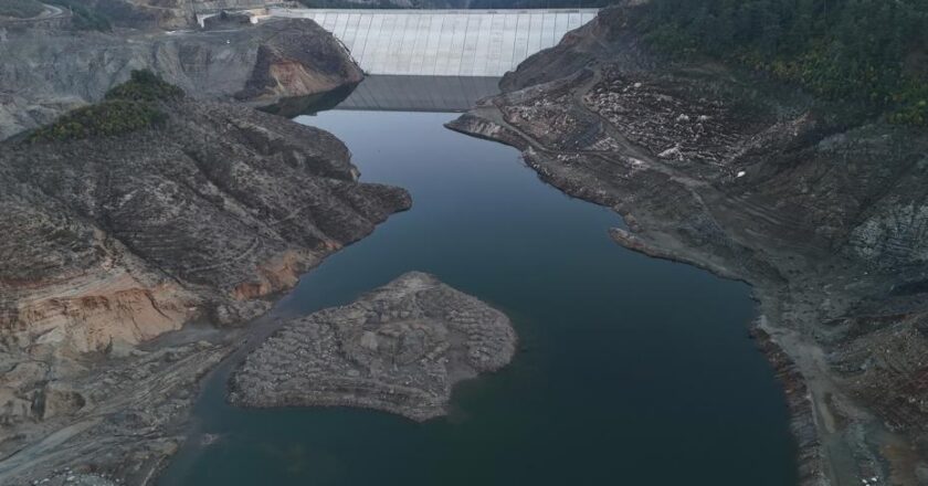 Hatay’da alarm zilleri çalıyor: Baraj suyu yüzde 6’ya geriledi!